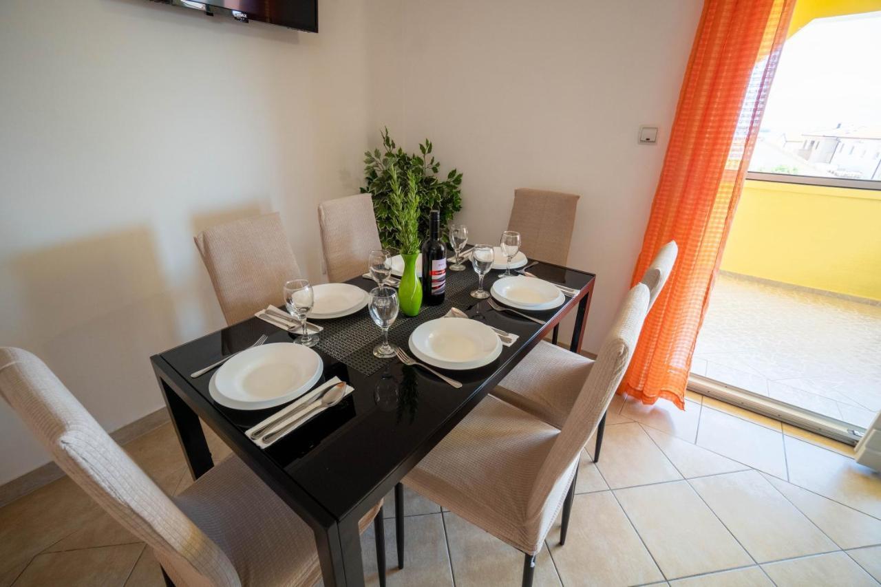 Apartments Pavic Vir Exterior foto